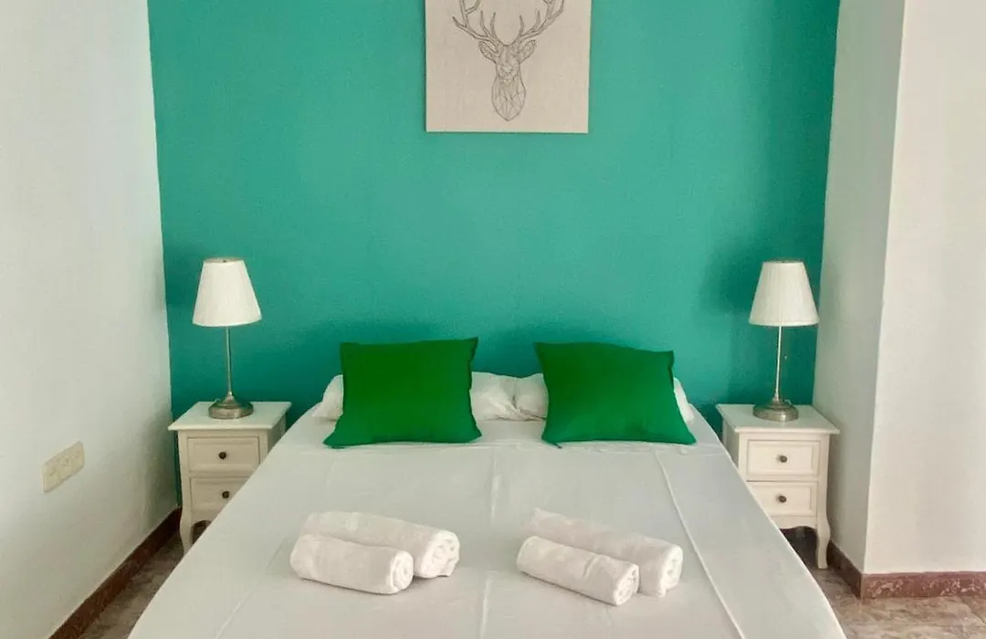 Gran Via Guesthouse-1
