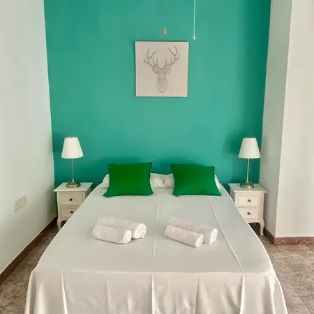 Gran Via Guesthouse-2